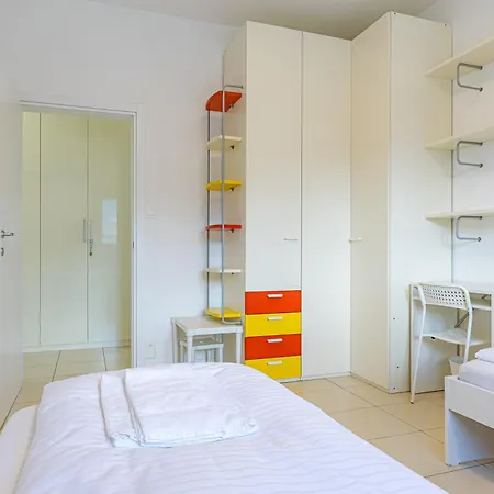 Διαμέρισμα Imperial Of 2 With A View And Garden Behind The Station And 10 Min From The Of *