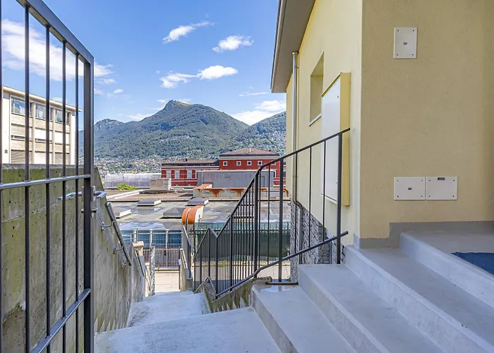 Imperial Of 2 With A View And Garden Behind The Station And 10 Min From The Of *