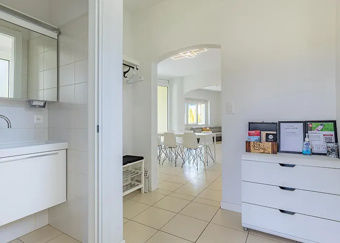 Imperial Of 2 With A View And Garden Behind The Station And 10 Min From The Of Daire