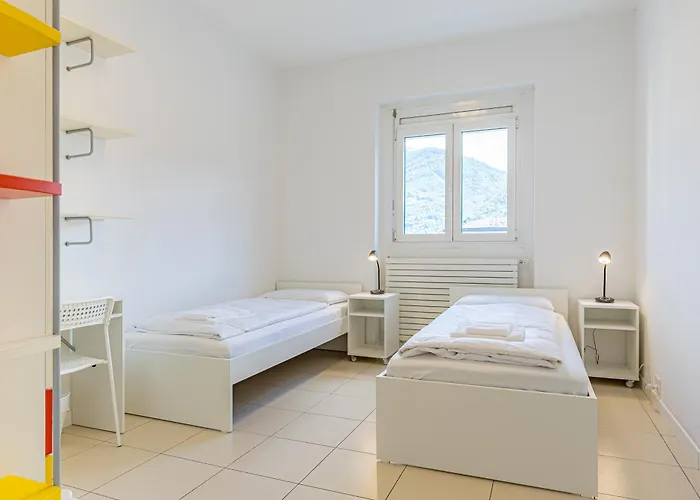 Apartamento Imperial Of 2 With A View And Garden Behind The Station And 10 Min From The Of Lugano