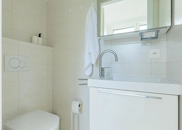 Imperial Of 2 With A View And Garden Behind The Station And 10 Min From The Of * Lugano