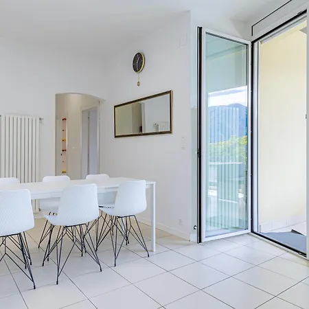 Imperial Of 2 With A View And Garden Behind The Station And 10 Min From The Of Апартаменты *